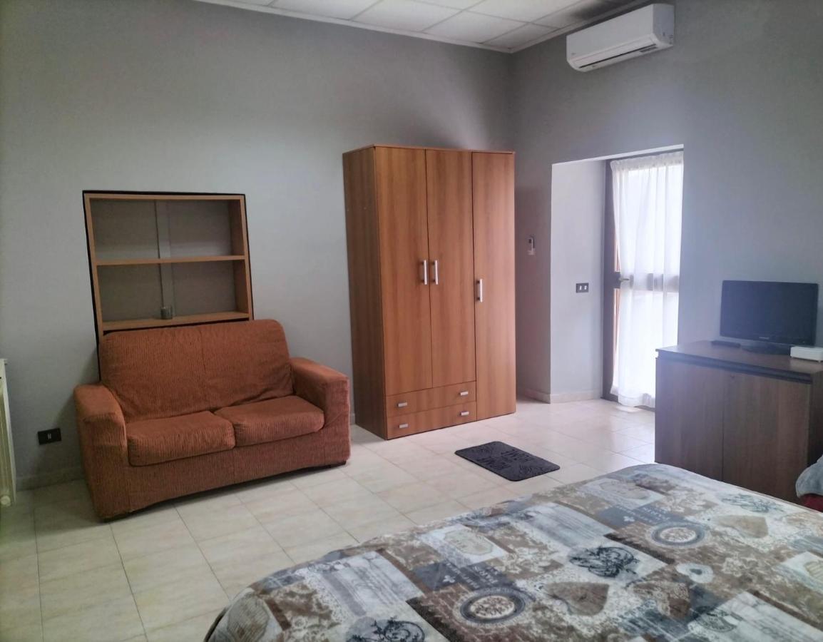 Casa Di Aurora Apartment Guidonia Montecelio ภายนอก รูปภาพ